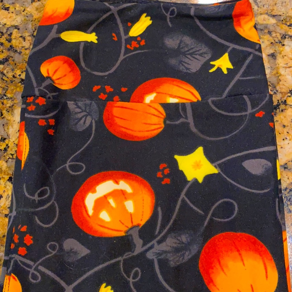 NWOT Halloween leggings